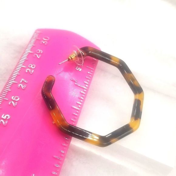 Ear Stud, Acrylic Marbled Leopard Irregular Round Hoop Earrings Tortoise earring - Picture 3 of 5